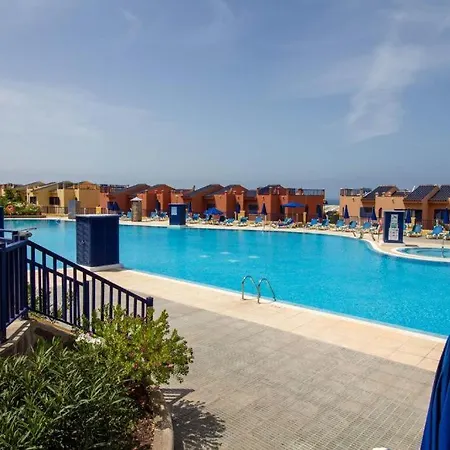 Holiday home Lemon Terraced House *